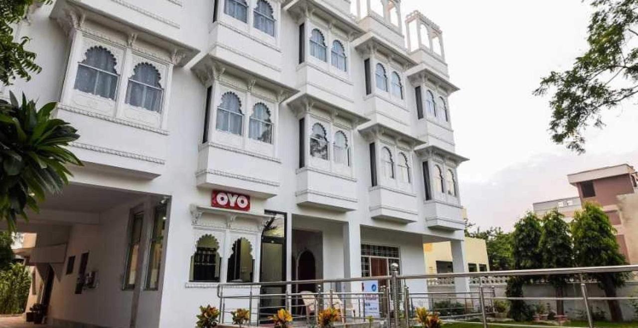 Collection O Vallabh Villas Udaipur Exterior photo